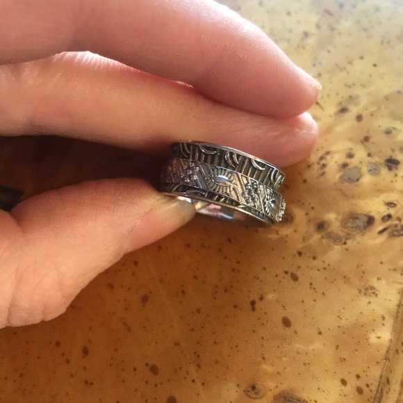 Sterling Silver Band Ring - Picture 1 of 5